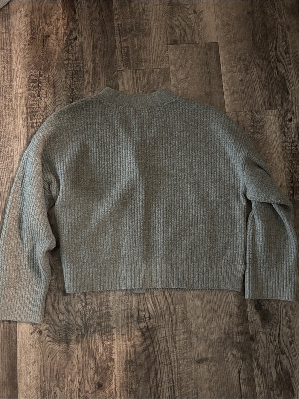 Abercrombie & Fitch Waffle Knit Button-Down Cardigan - Grey - Size Large - Picture 3 of 3
